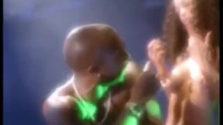 How Do U Want It (Explicit Version) – Tupac Shakur