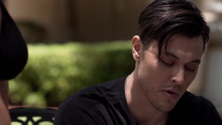 Nicky Whelan ‘Satisfaction S1 (2015)’