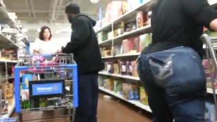 Another huge white bbw shopper ass