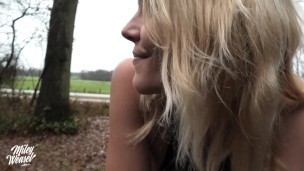 blonde amateur Miley Weasel risky public fuck in a car