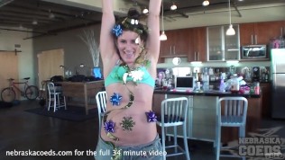 hot ex girlfriend xmas morning in des moines messing xbox