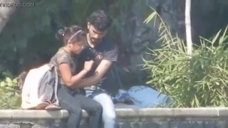 Mumbai powai lake couple