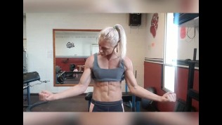 Quick Biceps Flexing!