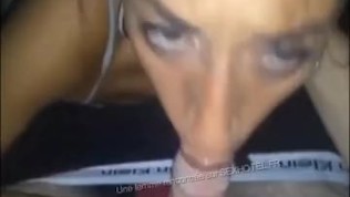 Une belle beurette me suce