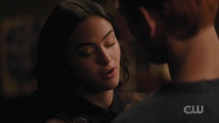 Veronica Seduces Archie (Riverdale 4×13)