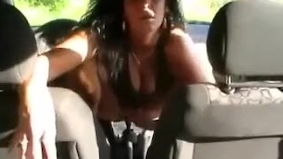 Vom_auto_gefickt_hehe und ich liebe es!.mp4