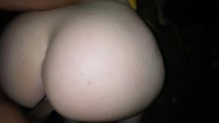 2 thick milfs get dicked down in someones backyard by 2 pornstars pt 2/2