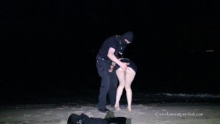 LNu00b4s#10 Little slutty wife fucked hard – standing on all 4 @ Danish beach