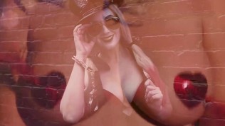 Meg Turney – Psychotic Girl