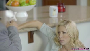 MomsTeachSex – Alexis Fawx Mothers Day Squirting Compilation