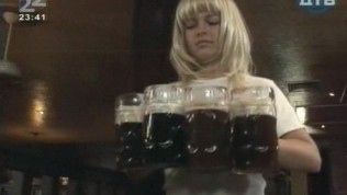 Olga Pavlenko – Naked and Funny – beers