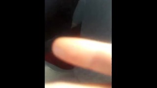 Pendant que ma mere est partit chercher le pain^^