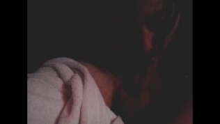 PETITE ΜΟΥΝΑΚΙ ΜΕ ΤΣΙΜΠΟΥΚΩΝΕΙ ΣΤΟ ΞΕΝΟΔΟΧΕΙΟ! GREEK BLOWJOB!