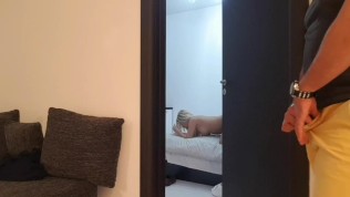 Son see dad fuck stepmom and he received Stepmom’s ass to cum-lolyamateur