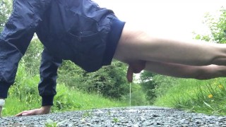 There are different ways to piss – I love to piss in public