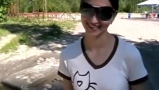 Brunette in glasses fucked in the park