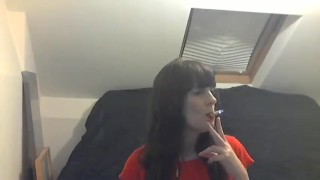 Slut Mum smokes 40 Richmond Superkings a day