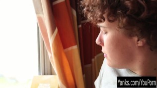 Sweet Rosie Masturbating Her Snatch Hard