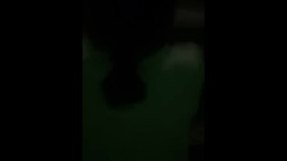 在大学下课时楼梯间啪