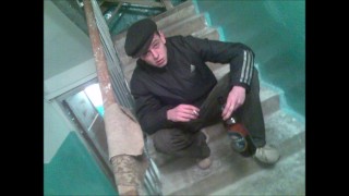 Gopnik Doing gopstop