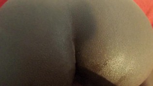 gozando dentro da boceta da novinha