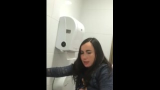 Lebanese doctor fucks nurse