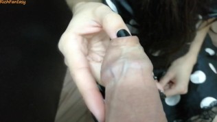 My young stepmother deserves my respect.She loves the foreskin.