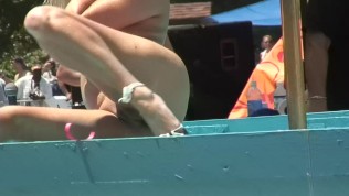 Showing off her goods – DreamGirls