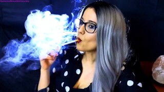 smoking beauty at home