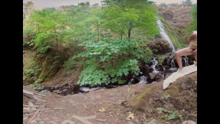 Yanks Tasty Luscious Sexy MILF Masturbating