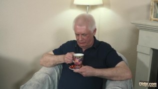 Young blonde hardcore blowjob and deep tight pussy fucking