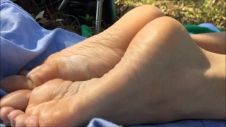 alya feets ig getting her soles creamed