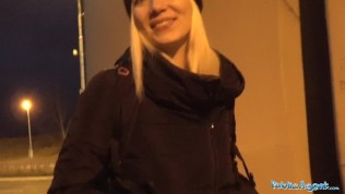 Public Agent hot blonde gives it to him for his cash offer