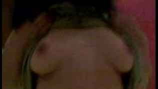 seynap sweet arabic girl shows tits and pussy