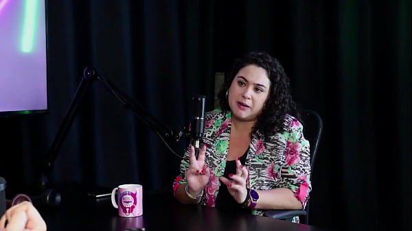 O HPV é um vírus e tem mais cem tipos, a dose é um valor alto, e o painel do IST… – Marina Karam (sexóloga) (SHEER/RED)